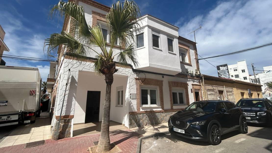 Venta - Apartment - Los Alcázares - Los Alcazares Centro