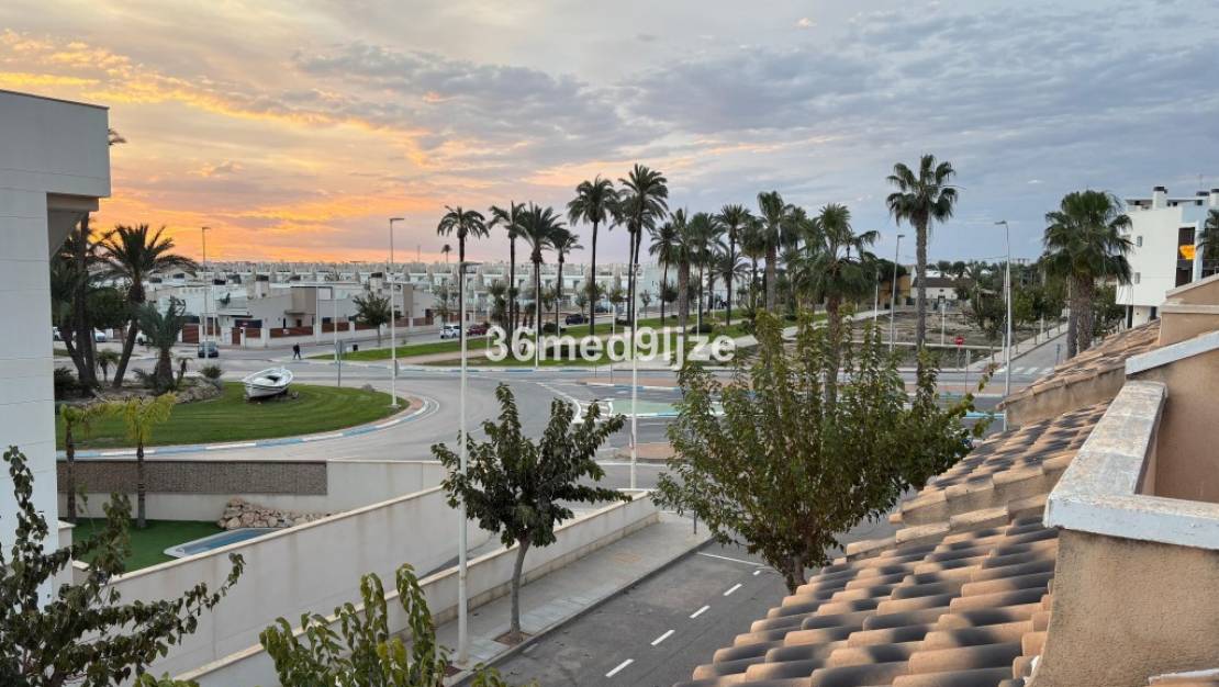 Venta - Apartment - Los Alcázares - Los Alcazares Centro
