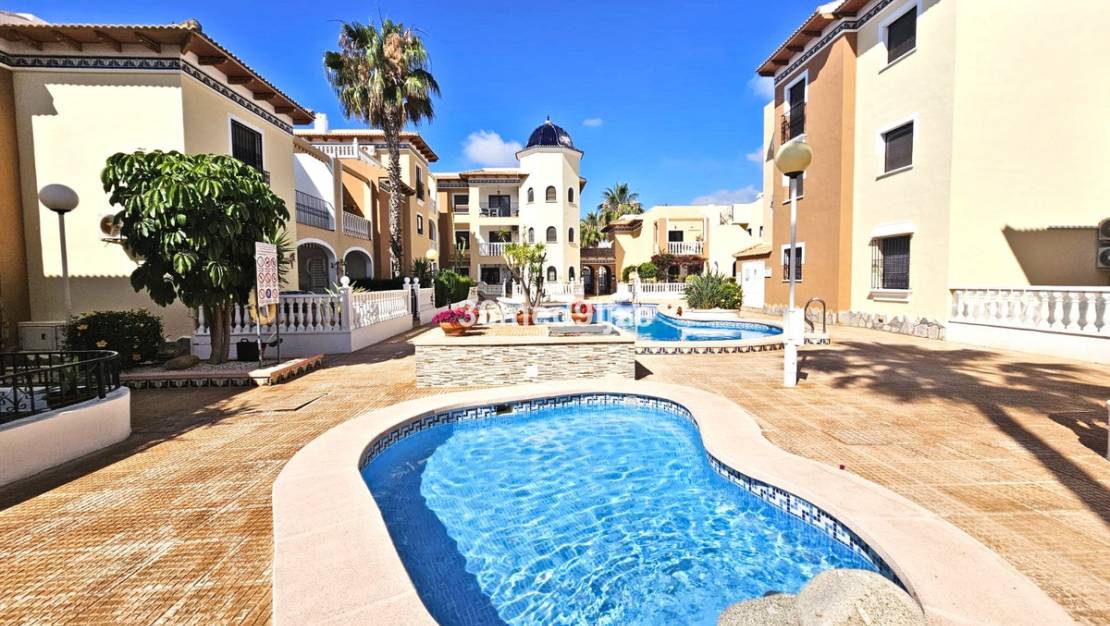 Venta - Apartment - Los Alcázares - Los Alcazares Centro