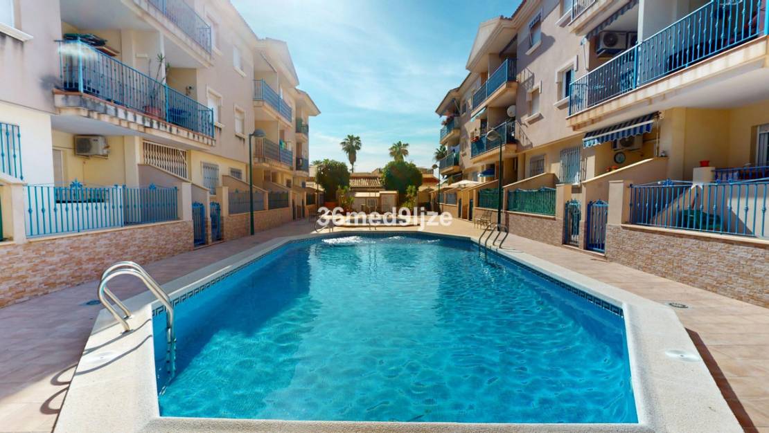 Venta - Apartment - Los Alcázares - Los Alcazares Centro