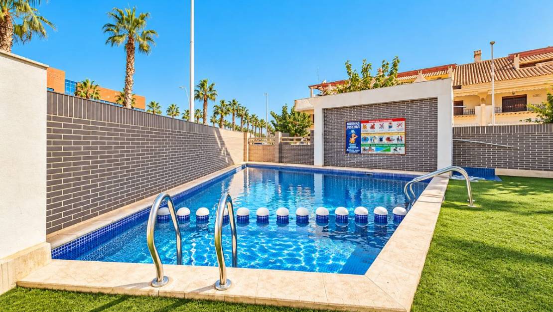 Venta - Apartment - Los Alcázares - Los Alcazares Centro