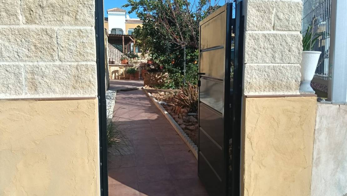 Venta - Apartment - Los Montesinos - Los Montesinos Centro