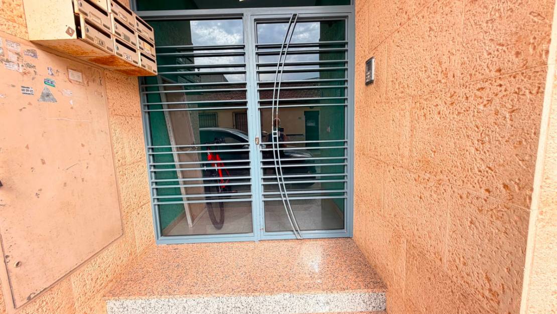 Venta - Apartment - Los Montesinos - Los Montesinos Centro