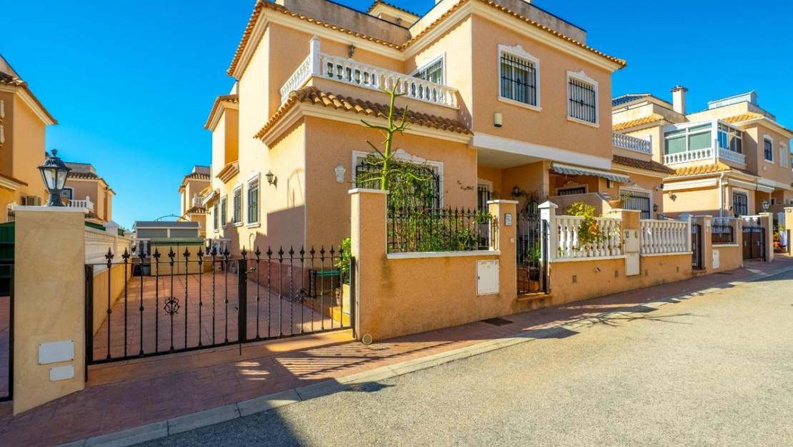 Venta - Apartment - Orihuela - La Regia