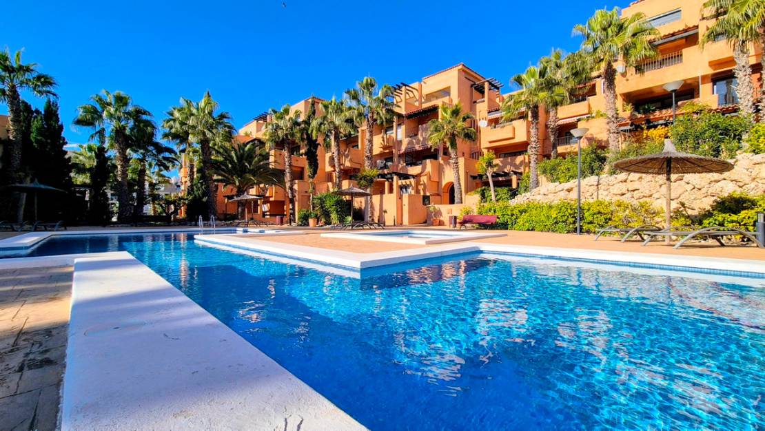 Venta - Apartment - Orihuela - Villamartin