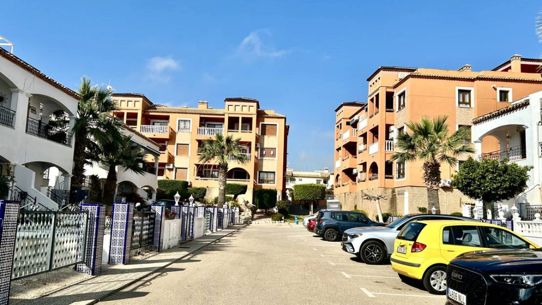 Venta - Apartment - Orihuela - Villamartin