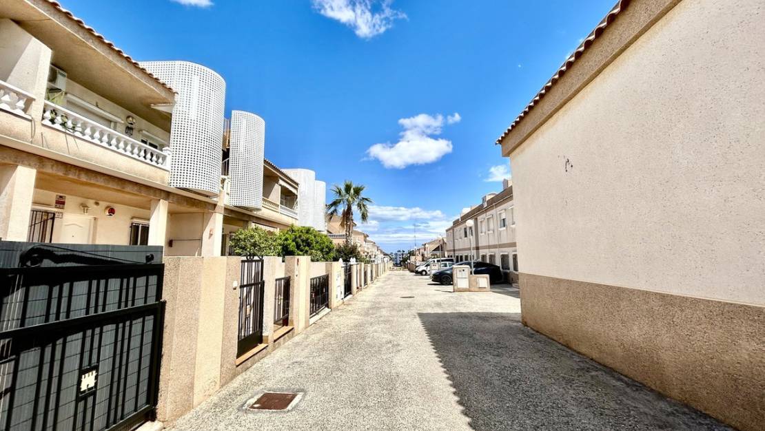 Venta - Apartment - Orihuela - Villamartin