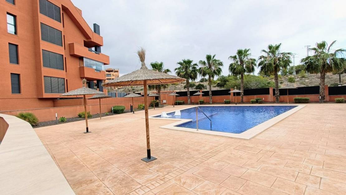 Venta - Apartment - Orihuela - Villamartin