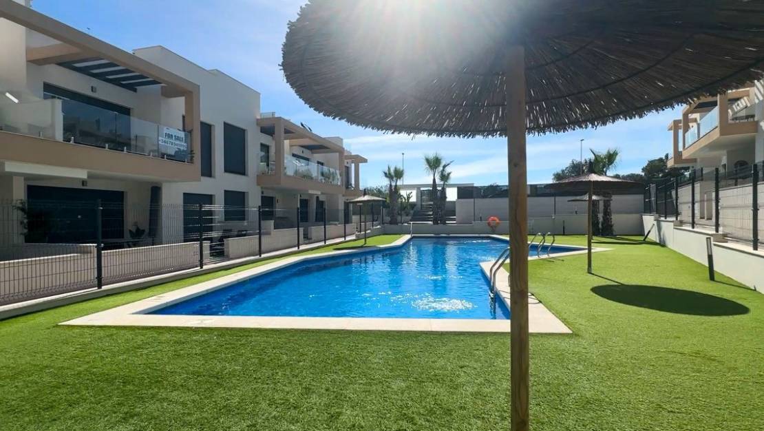 Venta - Apartment - Orihuela - Villamartin