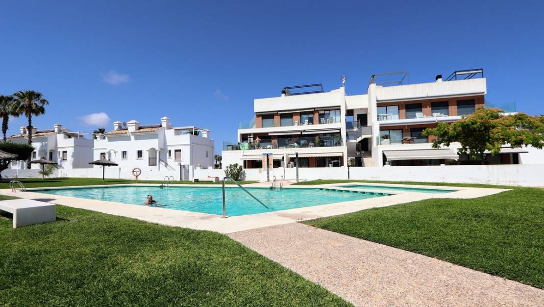 Venta - Apartment - Orihuela - Villamartin