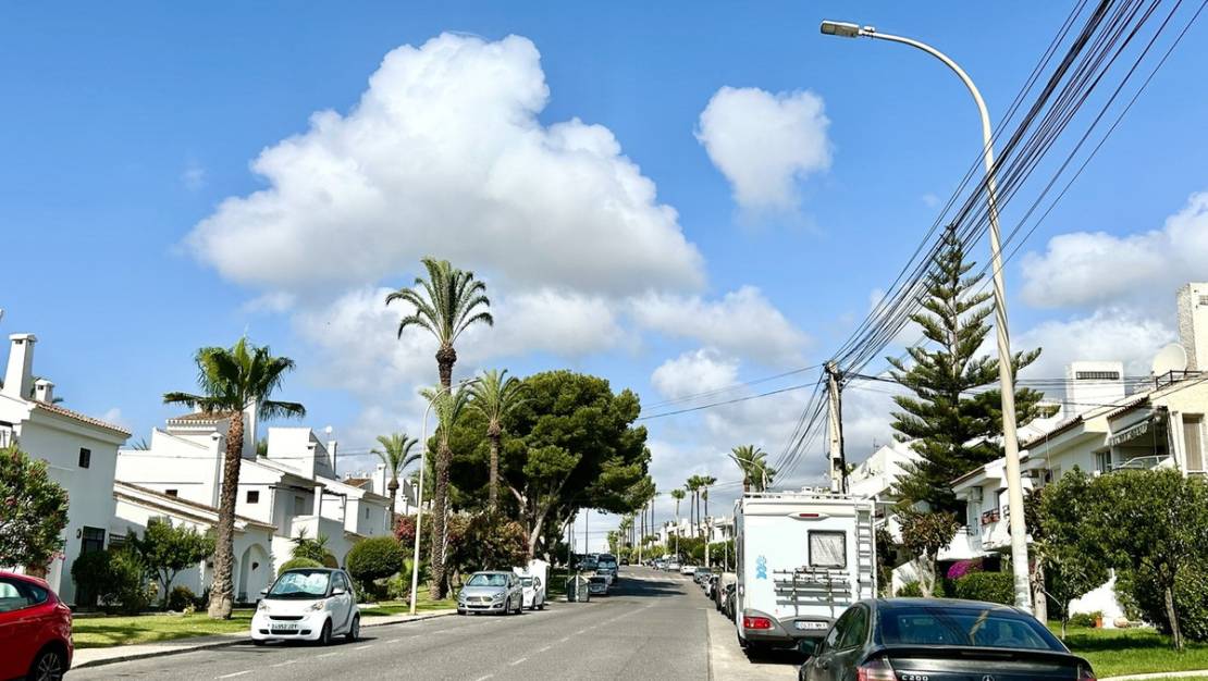 Venta - Apartment - Orihuela - Villamartin