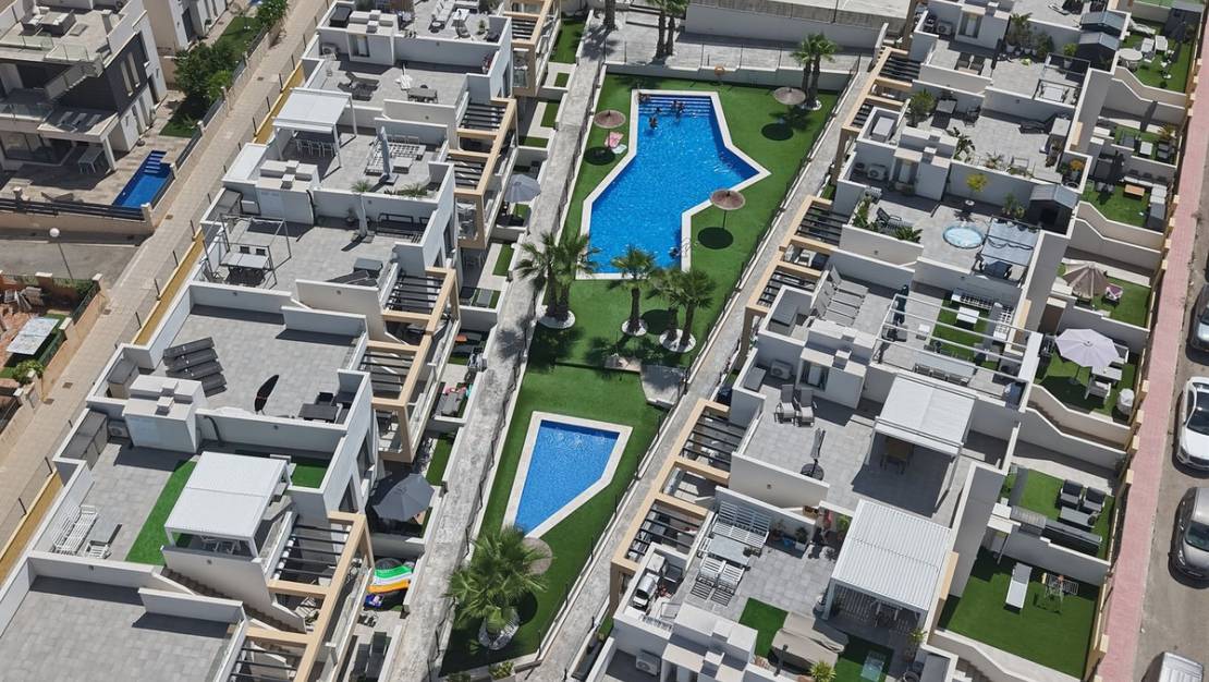 Venta - Apartment - Orihuela - Villamartin
