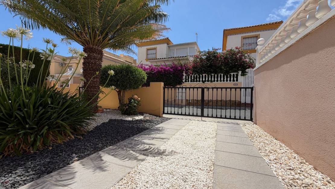Venta - Apartment - Orihuela - Villamartin