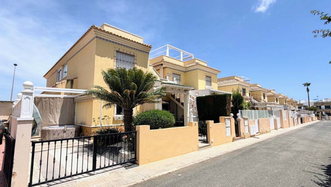 Venta - Apartment - Orihuela - Villamartin