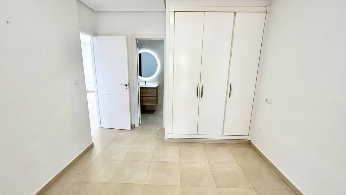 Venta - Apartment - Orihuela - Villamartin