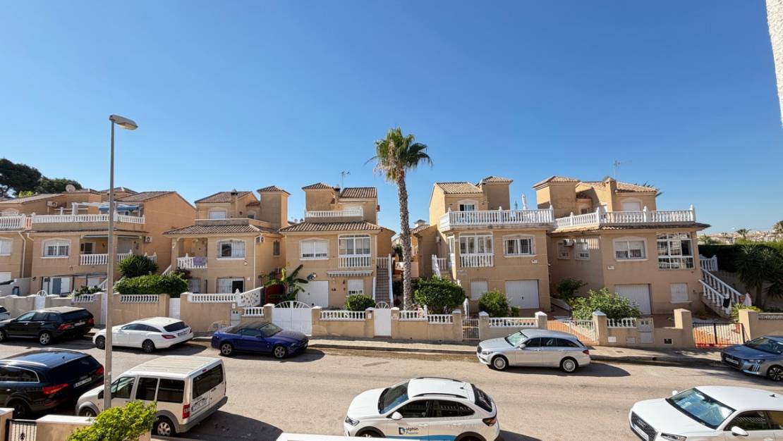 Venta - Apartment - Orihuela - Villamartin