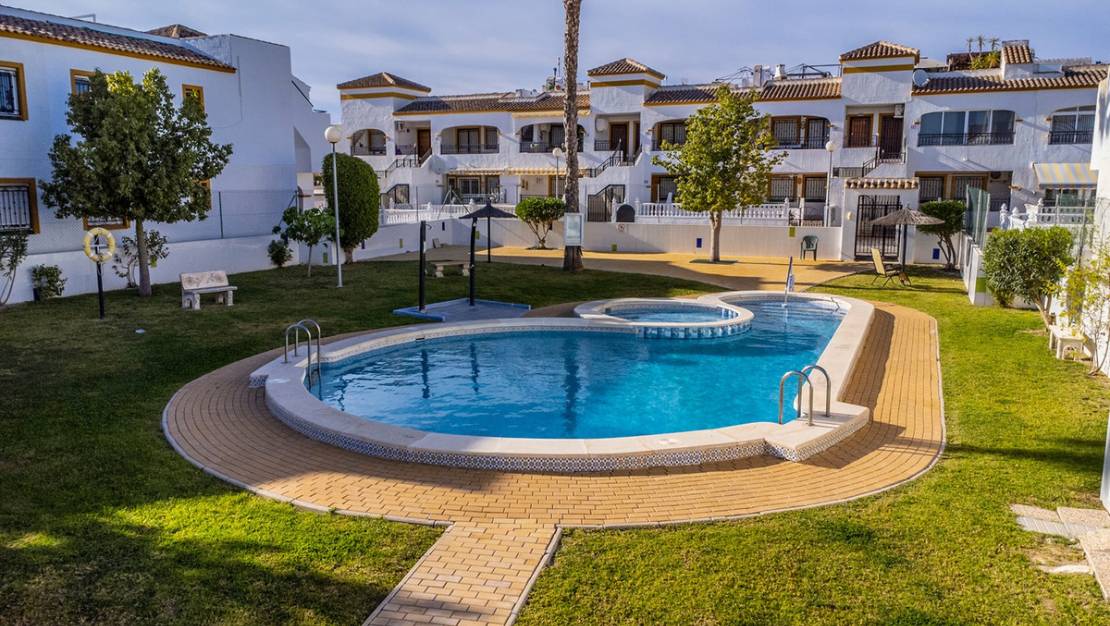 Venta - Apartment - Orihuela - Vistabella Golf