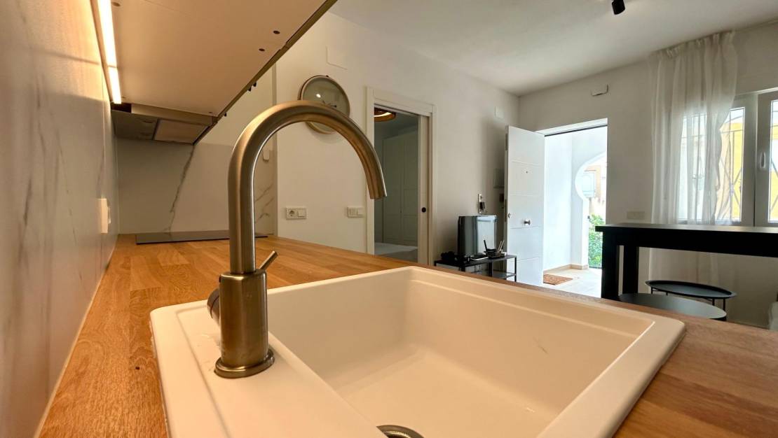 Venta - Apartment - San Miguel de Salinas - Las Filipinas