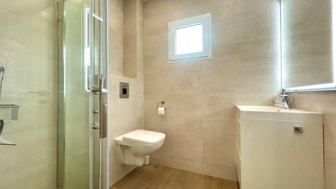 Venta - Apartment - San Miguel de Salinas - Las Filipinas