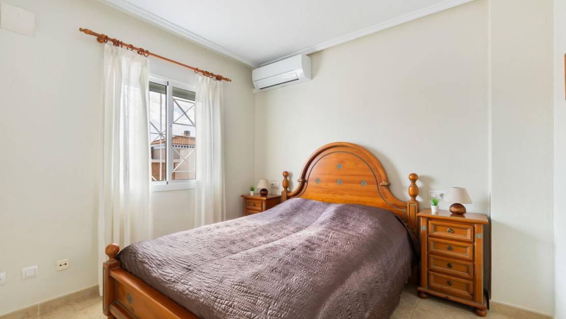 Venta - Apartment - Torrevieja - Aguas Nuevas