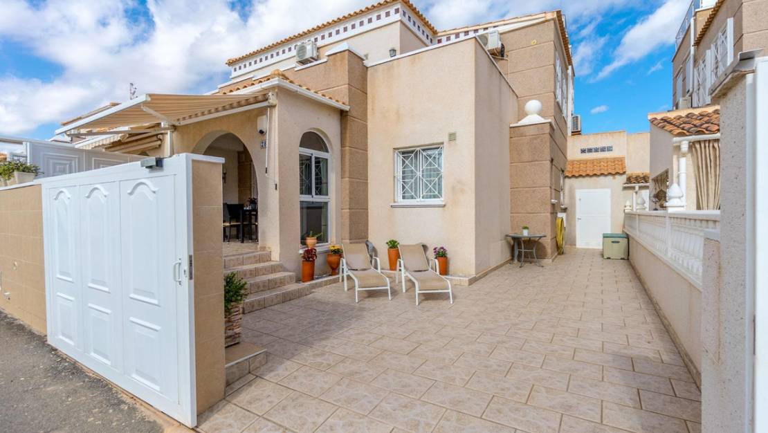 Venta - Apartment - Torrevieja - Aguas Nuevas