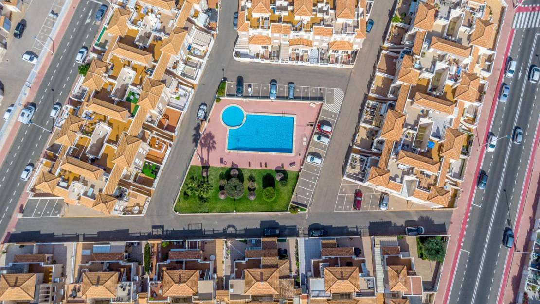 Venta - Apartment - Torrevieja - Aguas Nuevas