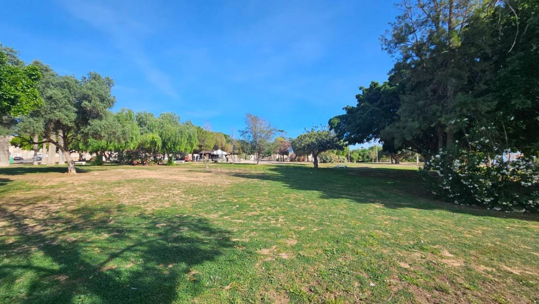 Venta - Apartment - Torrevieja - Aguas Nuevas