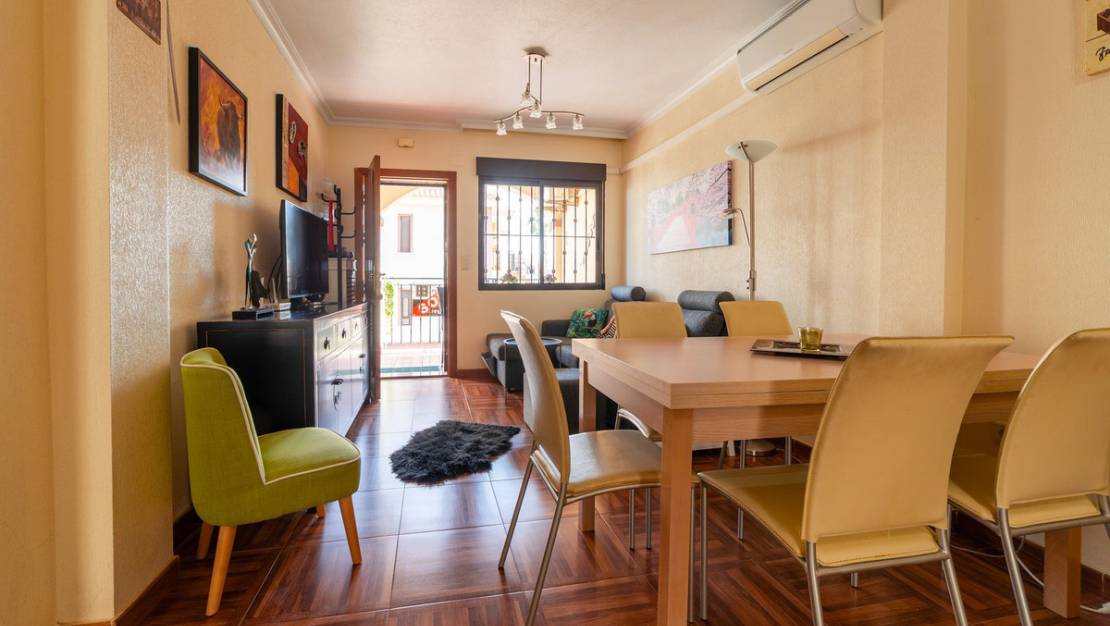 Venta - Apartment - Torrevieja - Aguas Nuevas