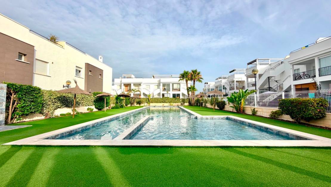 Venta - Apartment - Torrevieja - Aguas Nuevas