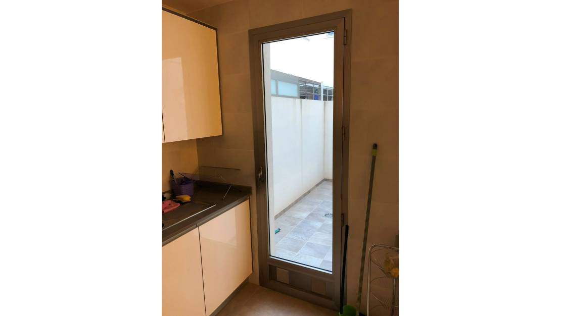 Venta - Apartment - Torrevieja - Aguas Nuevas