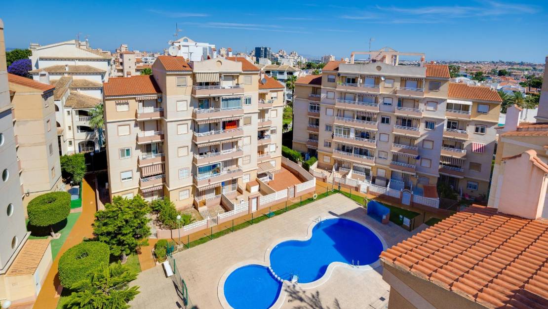 Venta - Apartment - Torrevieja - Calas blanca