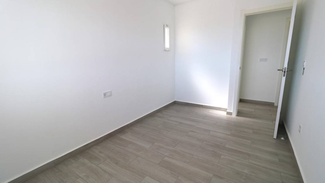 Venta - Apartment - Torrevieja - Calas blanca