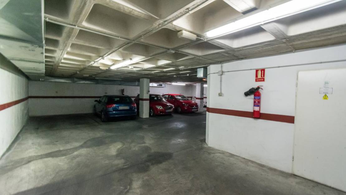 Venta - Apartment - Torrevieja - Centro - Muelle Pesquero