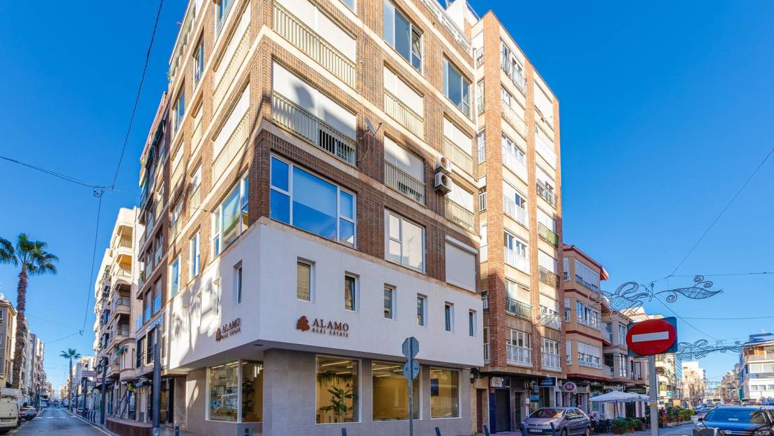 Venta - Apartment - Torrevieja - Centro
