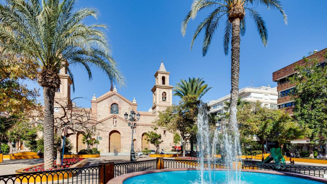 Venta - Apartment - Torrevieja - Centro
