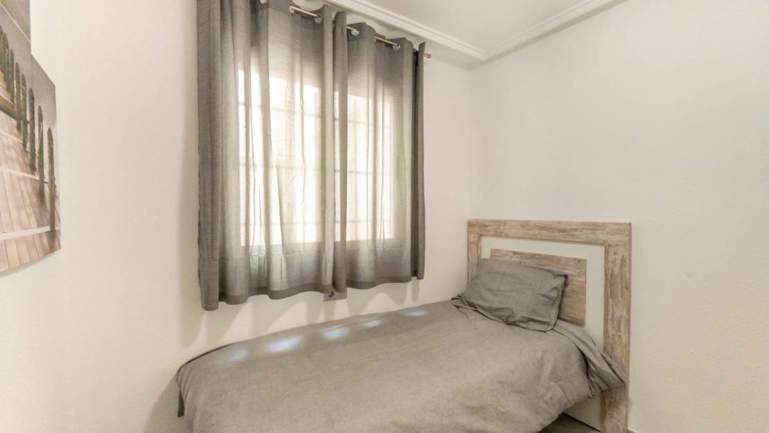 Venta - Apartment - Torrevieja - Centro