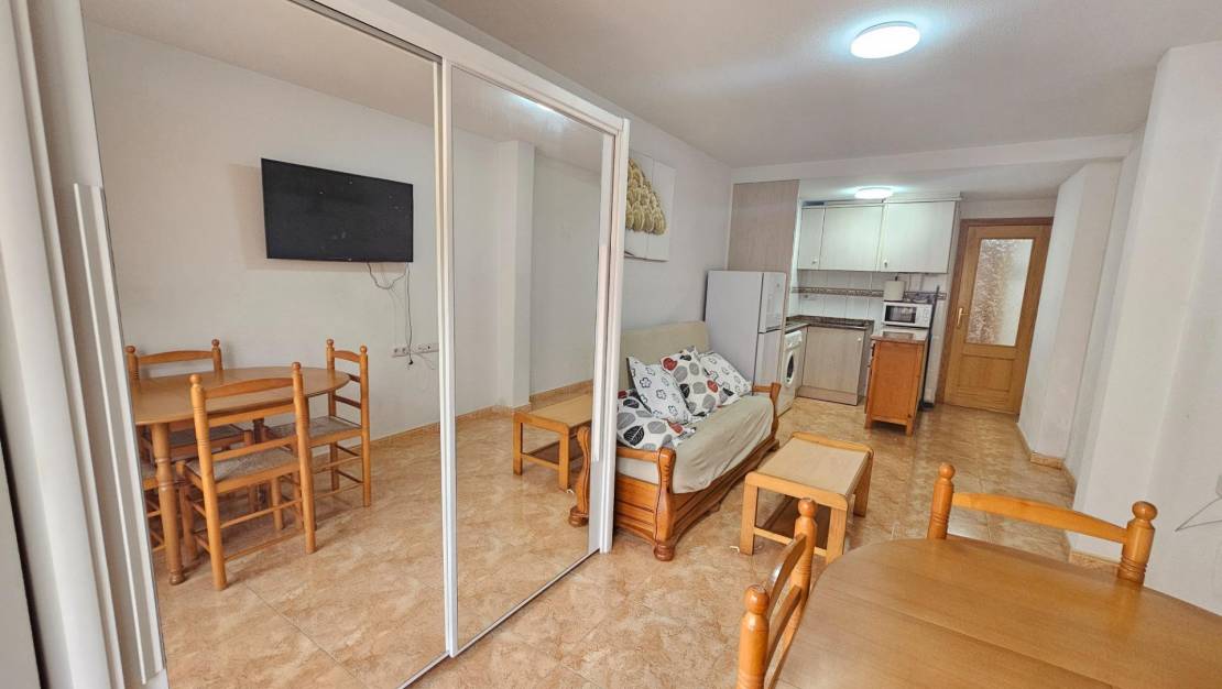 Venta - Apartment - Torrevieja - Centro
