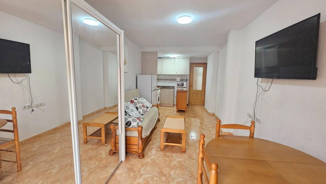 Venta - Apartment - Torrevieja - Centro