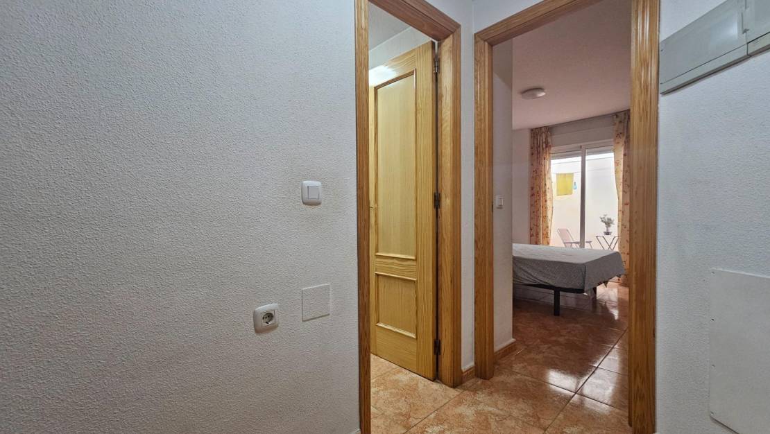 Venta - Apartment - Torrevieja - Centro