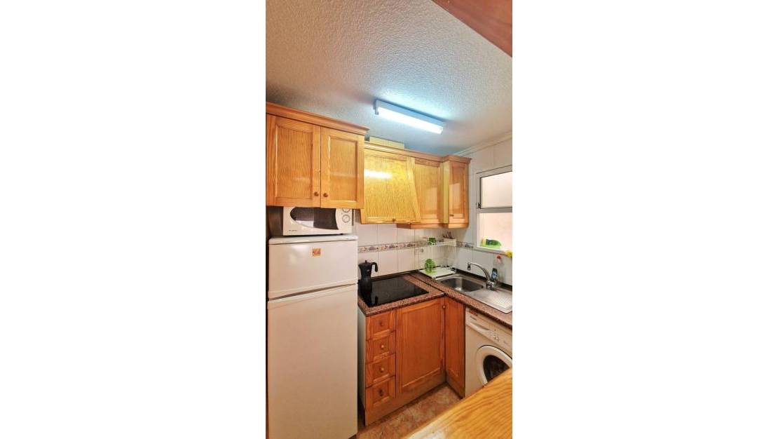 Venta - Apartment - Torrevieja - Centro