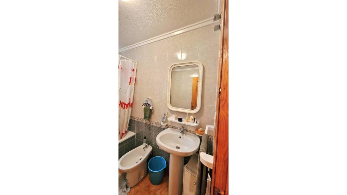 Venta - Apartment - Torrevieja - Centro