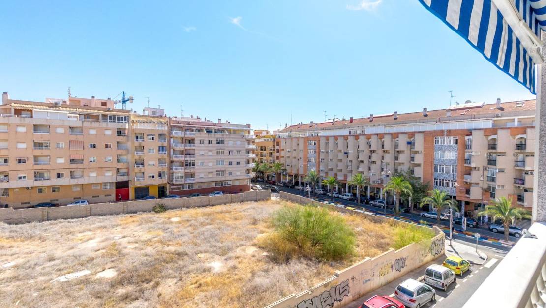 Venta - Apartment - Torrevieja - Centro