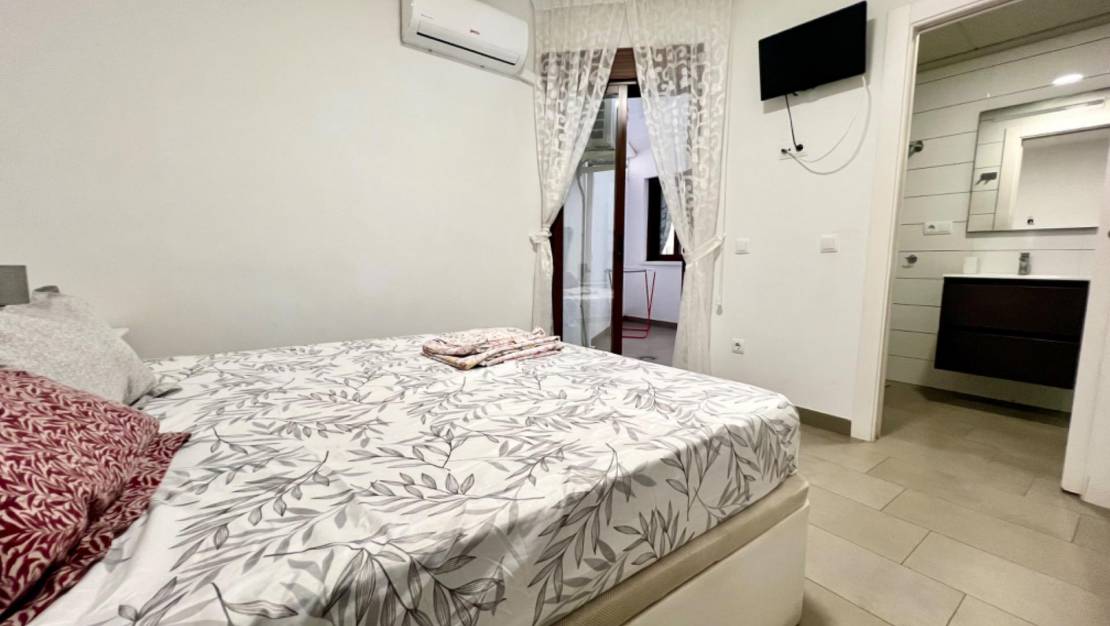 Venta - Apartment - Torrevieja - Centro