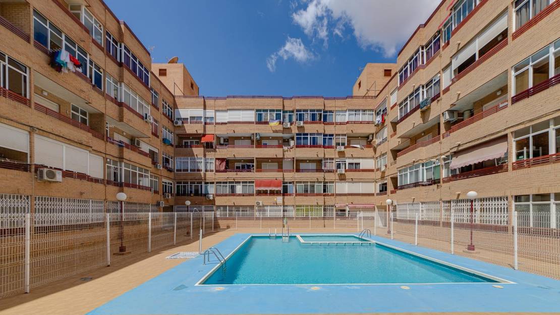 Venta - Apartment - Torrevieja - Centro