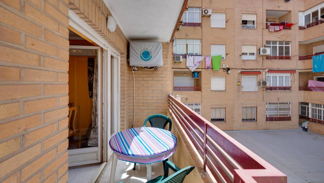 Venta - Apartment - Torrevieja - Centro