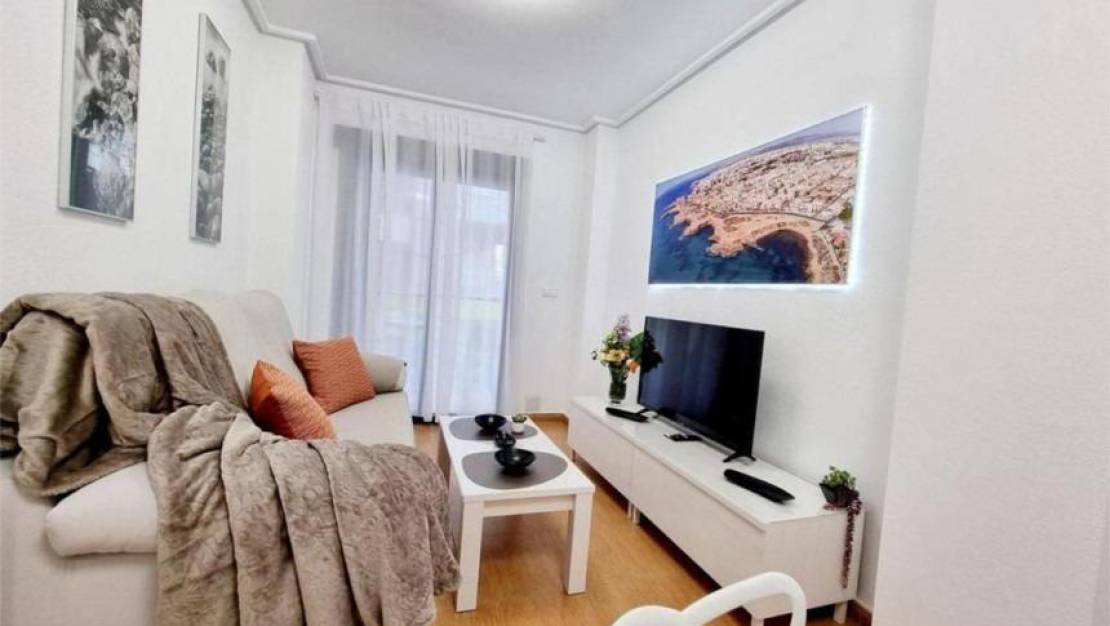 Venta - Apartment - Torrevieja - Estacion de autobuses