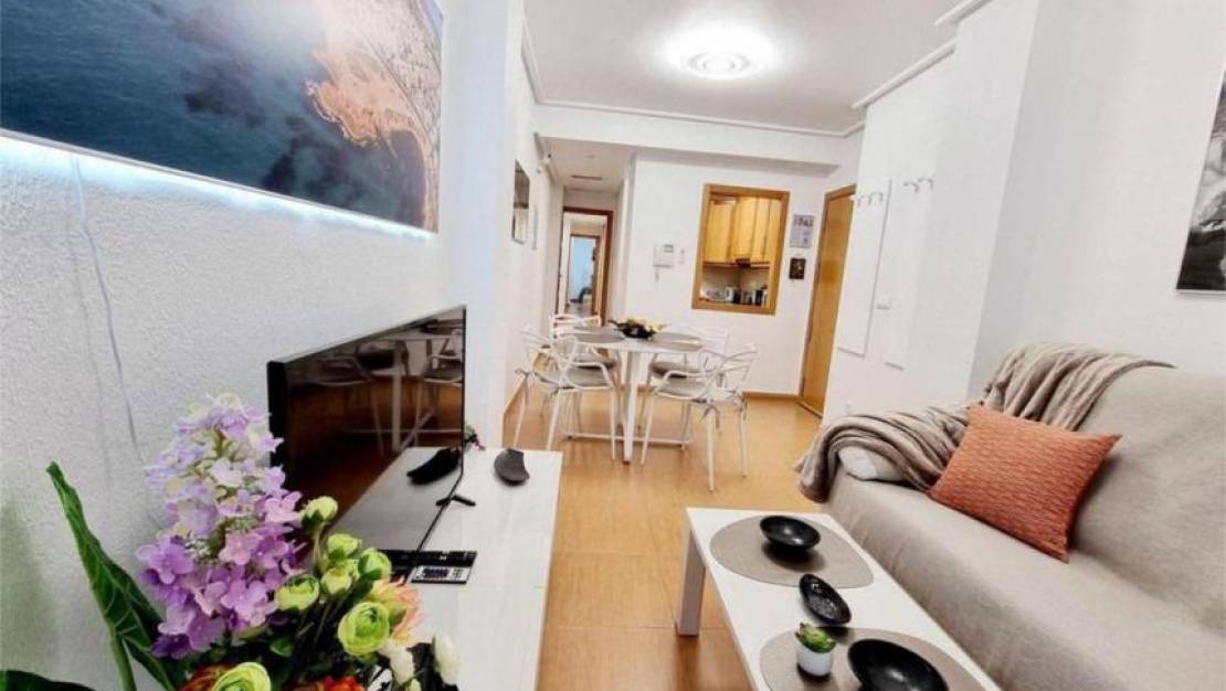 Venta - Apartment - Torrevieja - Estacion de autobuses