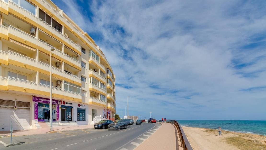 Venta - Apartment - Torrevieja - Estacion de autobuses