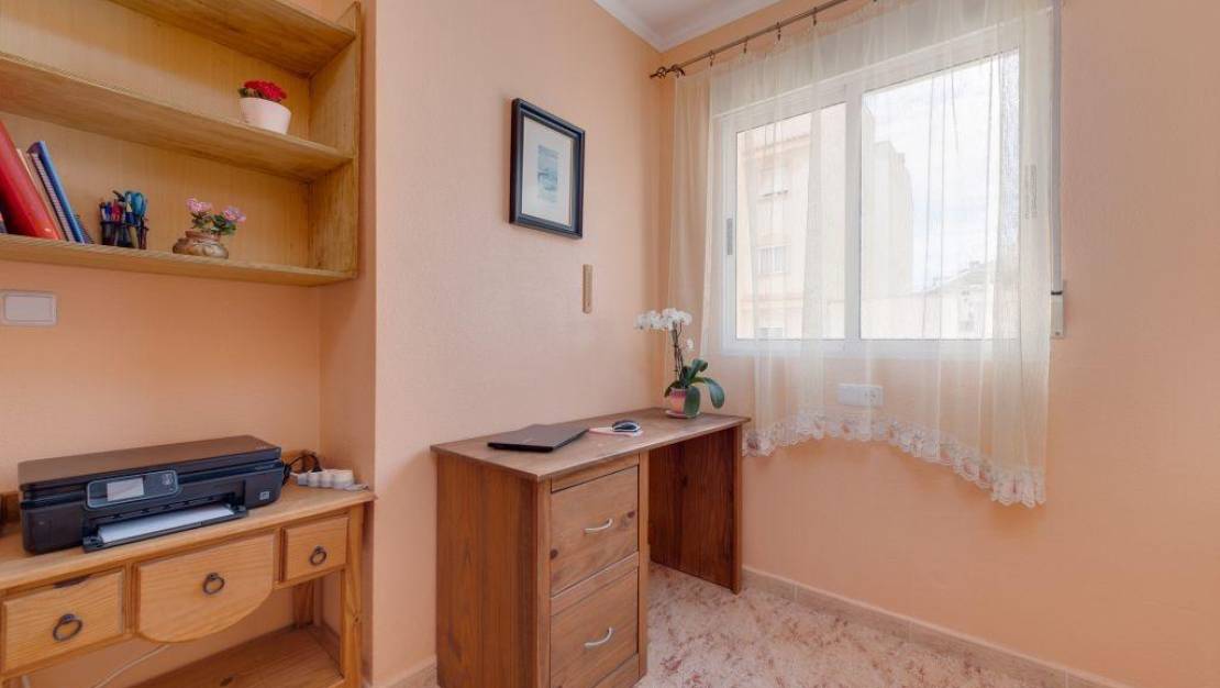 Venta - Apartment - Torrevieja - Estacion de autobuses