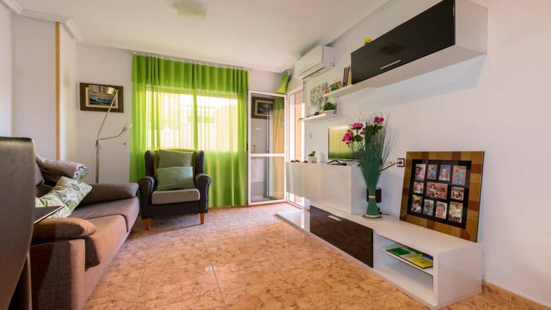 Venta - Apartment - Torrevieja - Estacion de autobuses